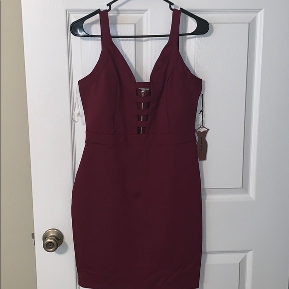 Dress - Picture 1 of 2